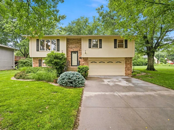1313 Brighton Rd, Manhattan, KS 66503