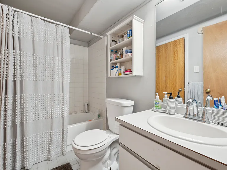 413 Spruce St #1 — Photo 14