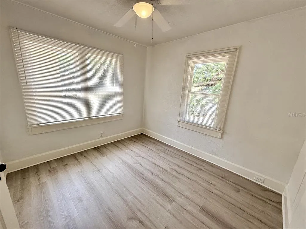 2 bed, 1.0 bath, 766 sqft, $2,049 — Photo 2