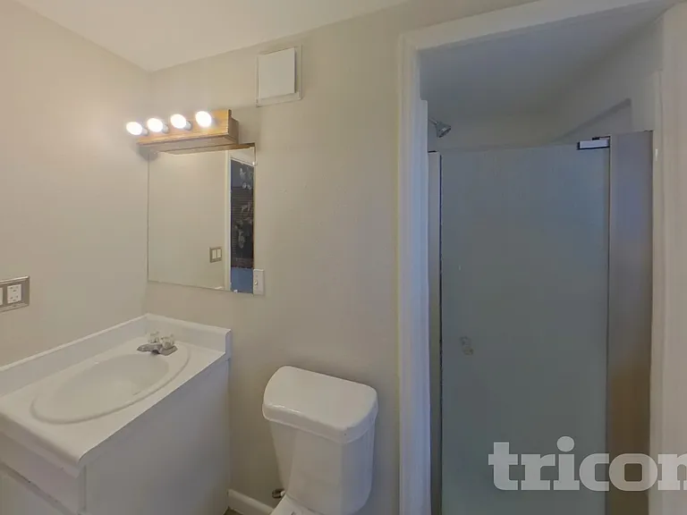3310 Red Onion Cir — Photo 16