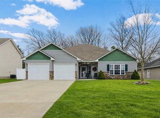 607 Oakmont Dr, Warrensburg, MO 64093