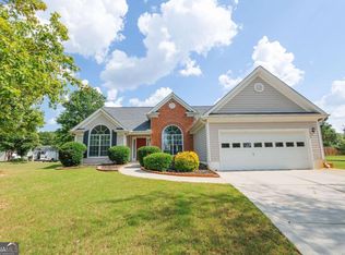 1932 Rainbow Row Ct, Lawrenceville, GA 30043