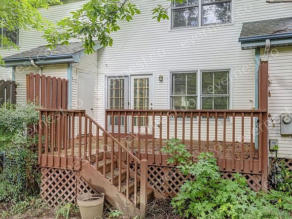 3rd image of 5112 Greenwich Mews