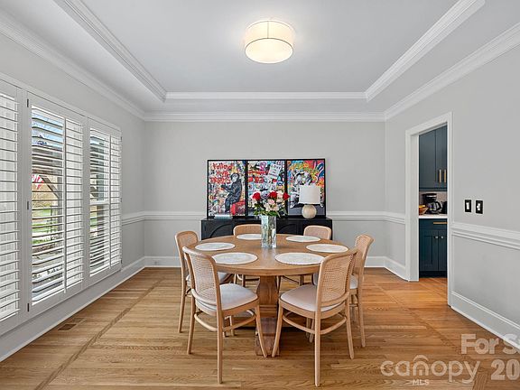 5th image of 13436 Scanlan Way