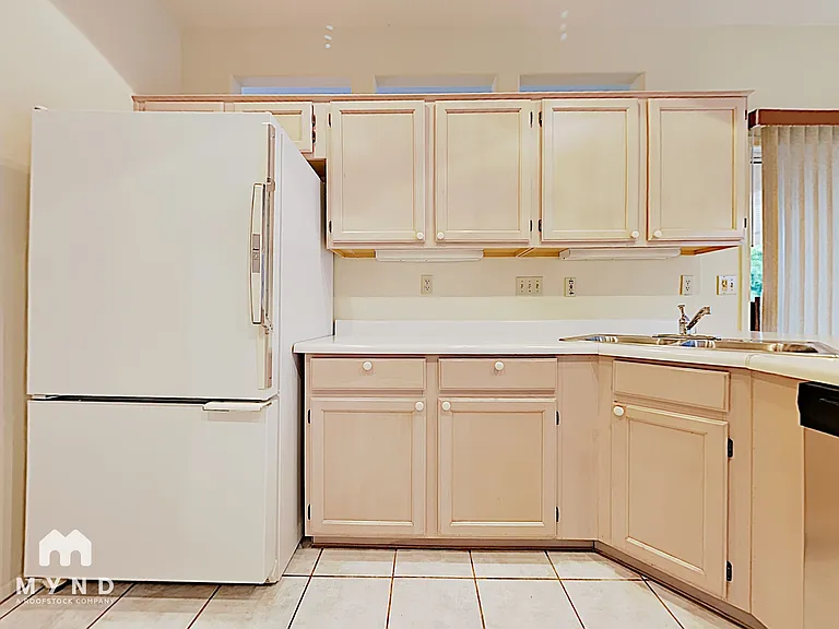 16181 W Heritage Dr — Photo 4