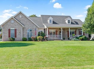 100 Pelham Knolls Ct, Waynesboro, VA 22980
