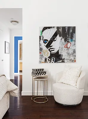 Sold by Compass | media 7