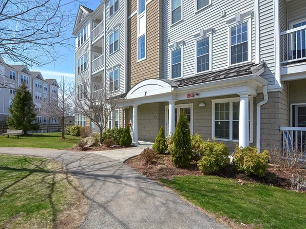 7 Morgan Dr Unit 203, Natick, MA 01760