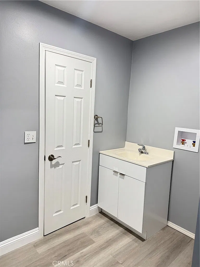 3 bed, 1219 sqft, $4,000 — Photo 3