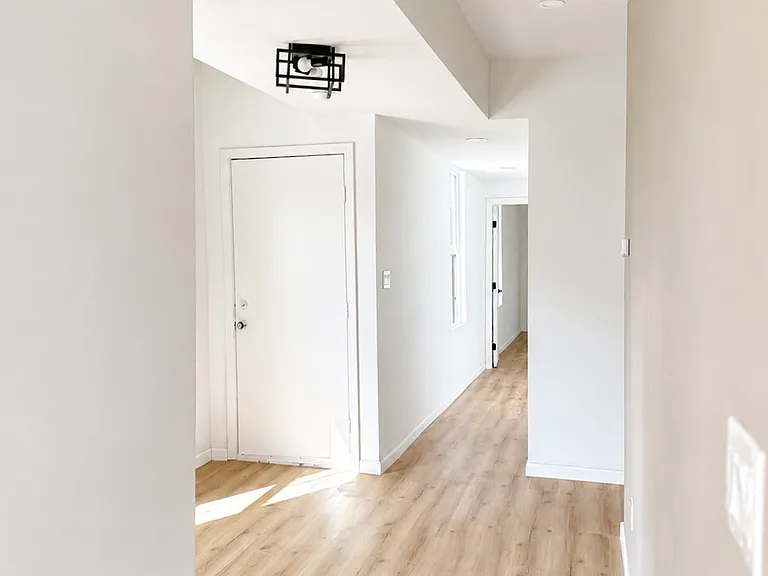 2228 N 6th St #2 — Photo 3