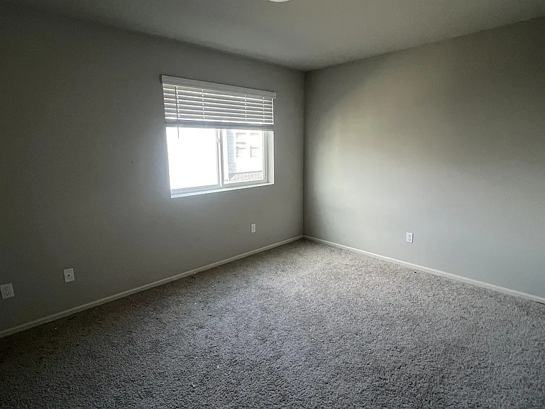31469 NW North Ave #1 — Photo 6