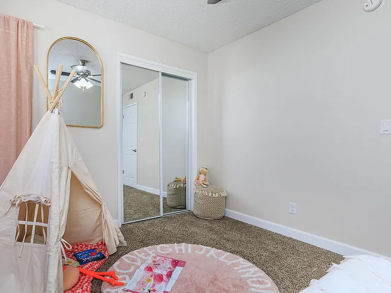 North Creek Apartment Homes — Photo 52