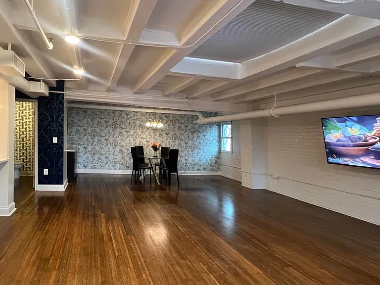 32 Peachtree St NW #1702 — Photo 11