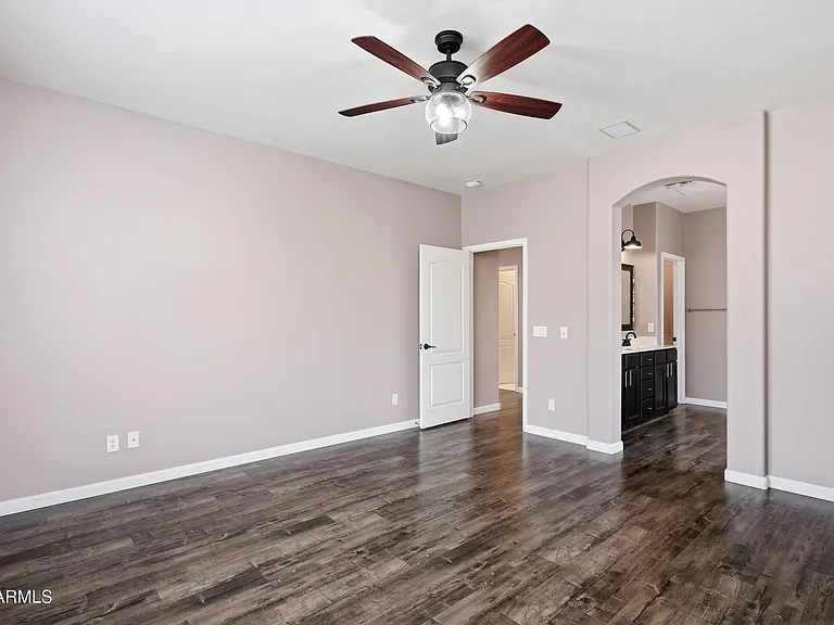 1724 W Deer Creek Rd — Photo 15