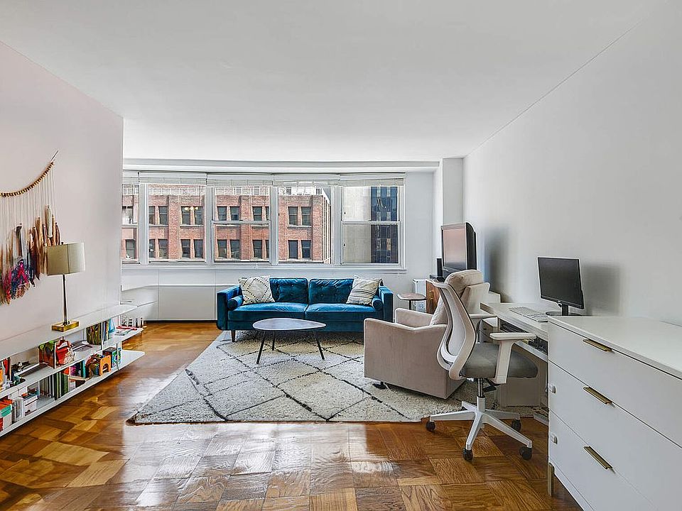1st image of 225 E 36th St APT 15D