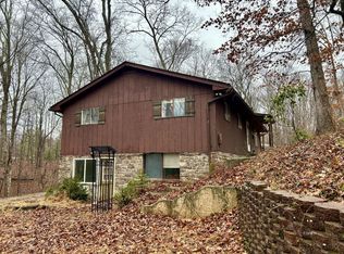 7257 Beechwood Dr, Athens, OH 45701