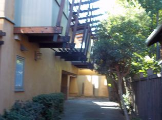 5938 Chabot Rd, Oakland, CA 94618