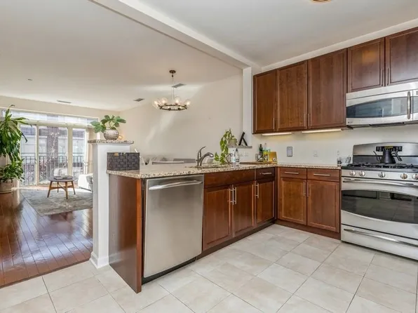 3320 Riverview Ave, Englewood, NJ 07631