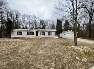 7083 Creekside Dr, Muskegon, MI 49442