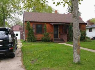 1310 Jefferson St, New London, WI 54961