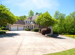 113 Hunt Cliff Ct, Easley, SC 29642