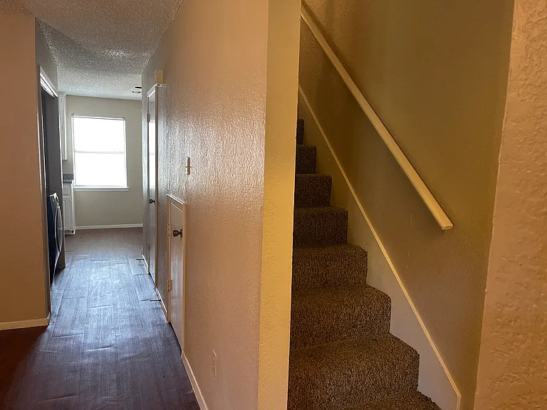 1226 Baylor Ave #121 — Photo 6