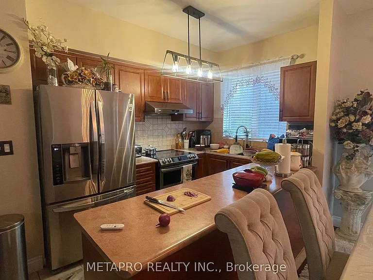 3061 Finch Ave W #ROOM — Photo 4