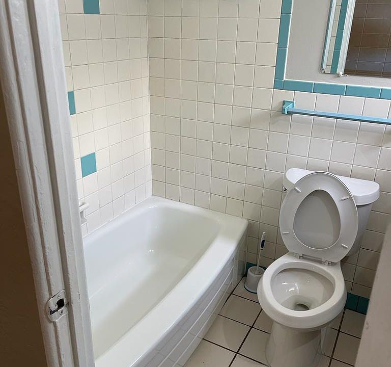 1st image of 6101 10th St N #2