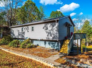 2124 Saint Pauls Church Rd, Newton, NC 28658