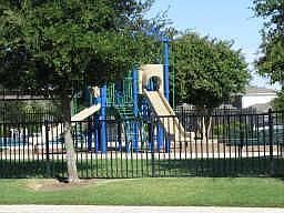 5th image of 713 Eagle Dr