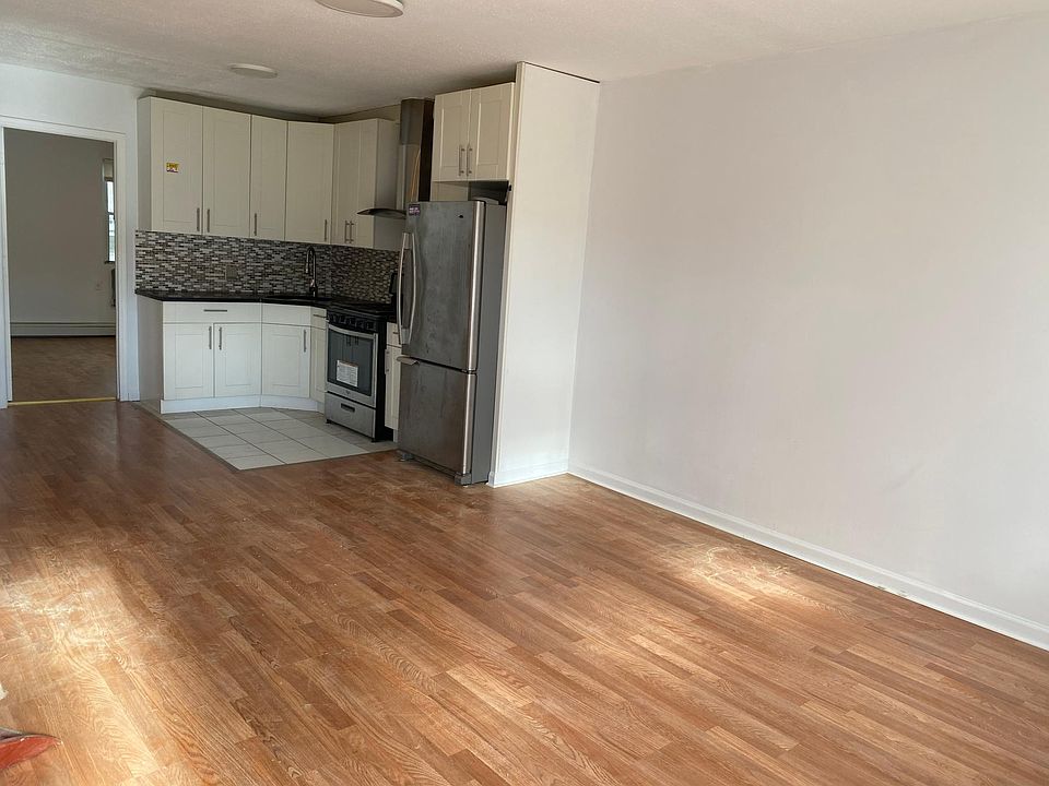 1st image of 108XX 44th Ave #1