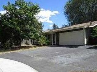 4301 Myrtlewood Dr, Klamath Falls, OR