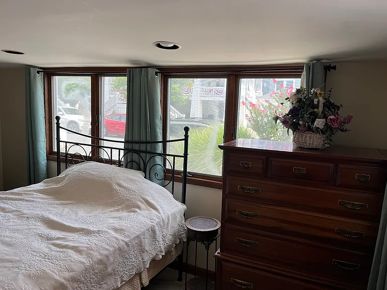 840 Delancey Pl #1 — Photo 16