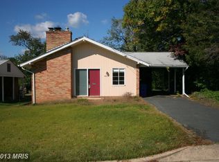 4417 9th St S, Arlington, VA 22204