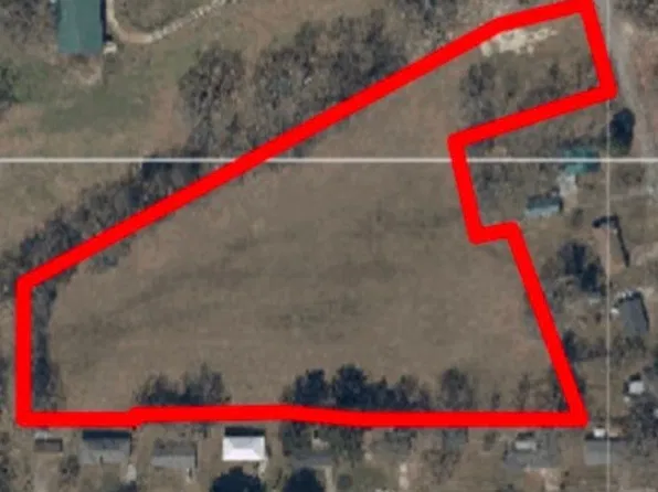 1309 Elvis Presley Dr, Tupelo, MS 38804