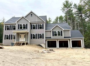 2 Federal Hill Rd, Hollis, NH 03049