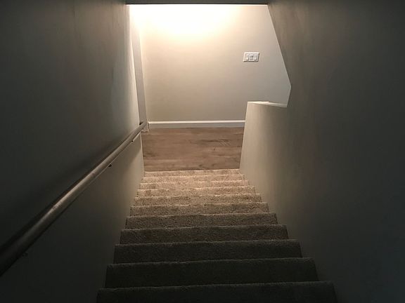 4th image of 1543 Hazelwood Dr