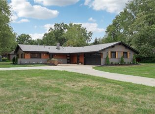 29101 Wolf Rd, Bay Village, OH 44140