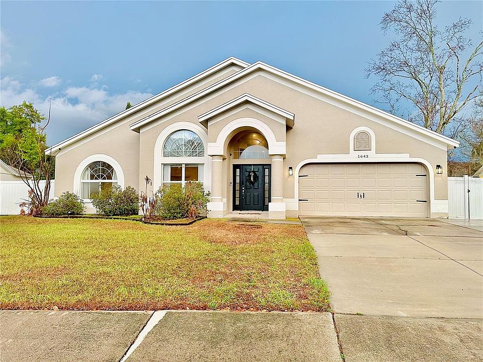 1st image of 1643 Sand Hollow Ln