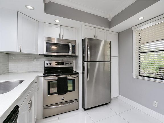 3rd image of 3093 Carambola Circle #2347