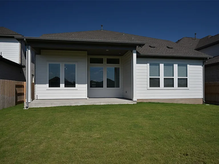 1804 Homestead Farms Dr — Photo 25