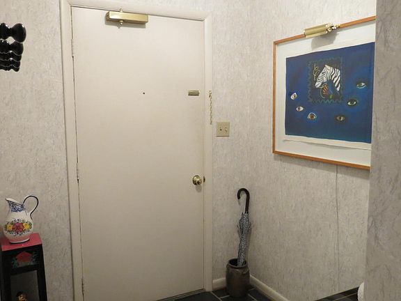 3rd image of 5260 Crossbow Cir Unit 8E