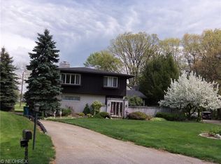 4016 Troon Dr, Uniontown, OH 44685