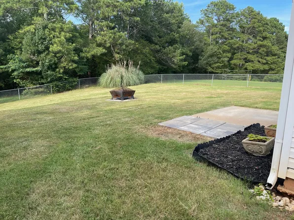 4734 Eagle Watch Dr, Flowery Branch, GA 30542