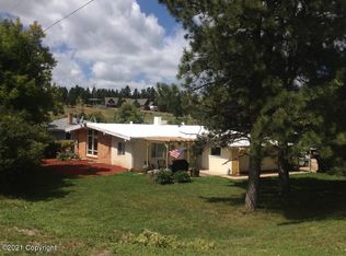 8 W Mountain View Dr, Sundance, WY 82729