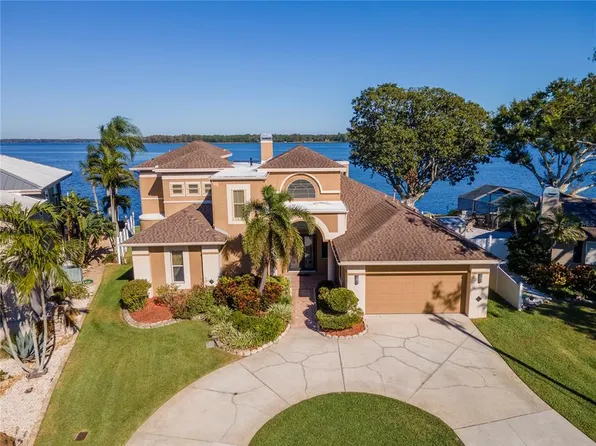 36 Freshwater Dr, Palm Harbor, FL 34684
