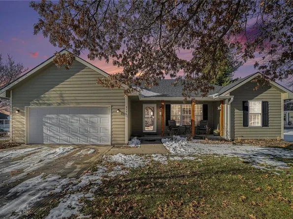 2124 Orchard Pl, Kearney, MO 64060
