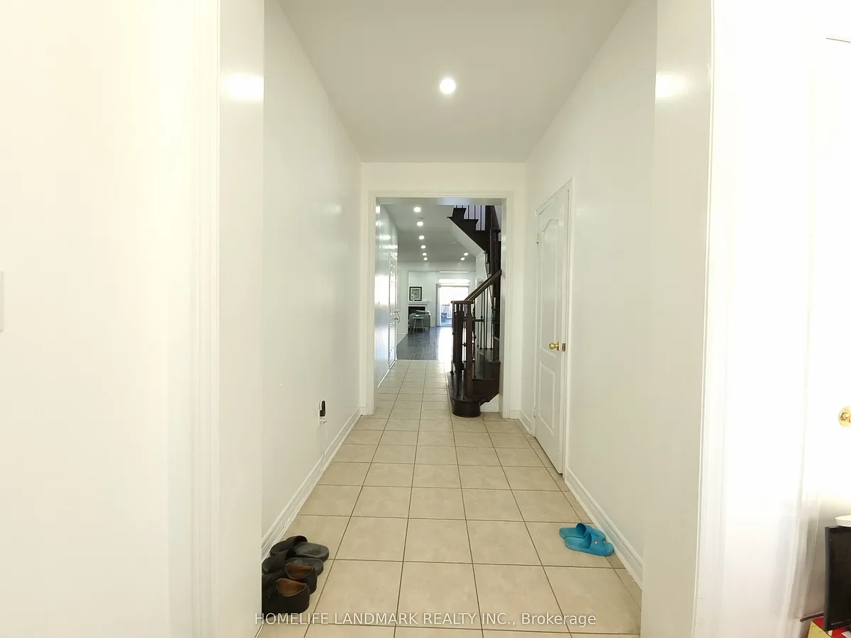 Building Photo - 63 Lorenzo Cir