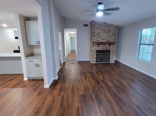 9 Carol Ct #B, Brookshire, TX 77423