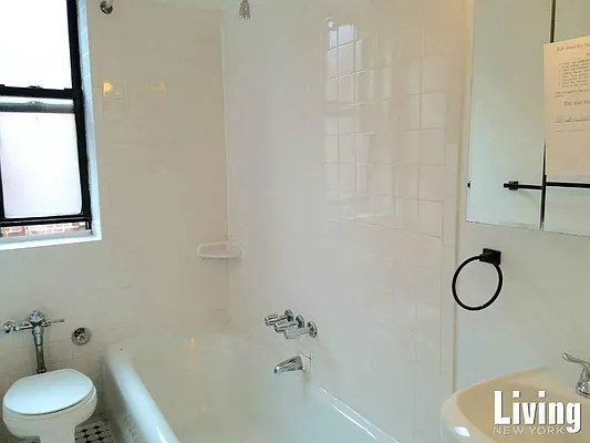 Rented by Living New York | media 11